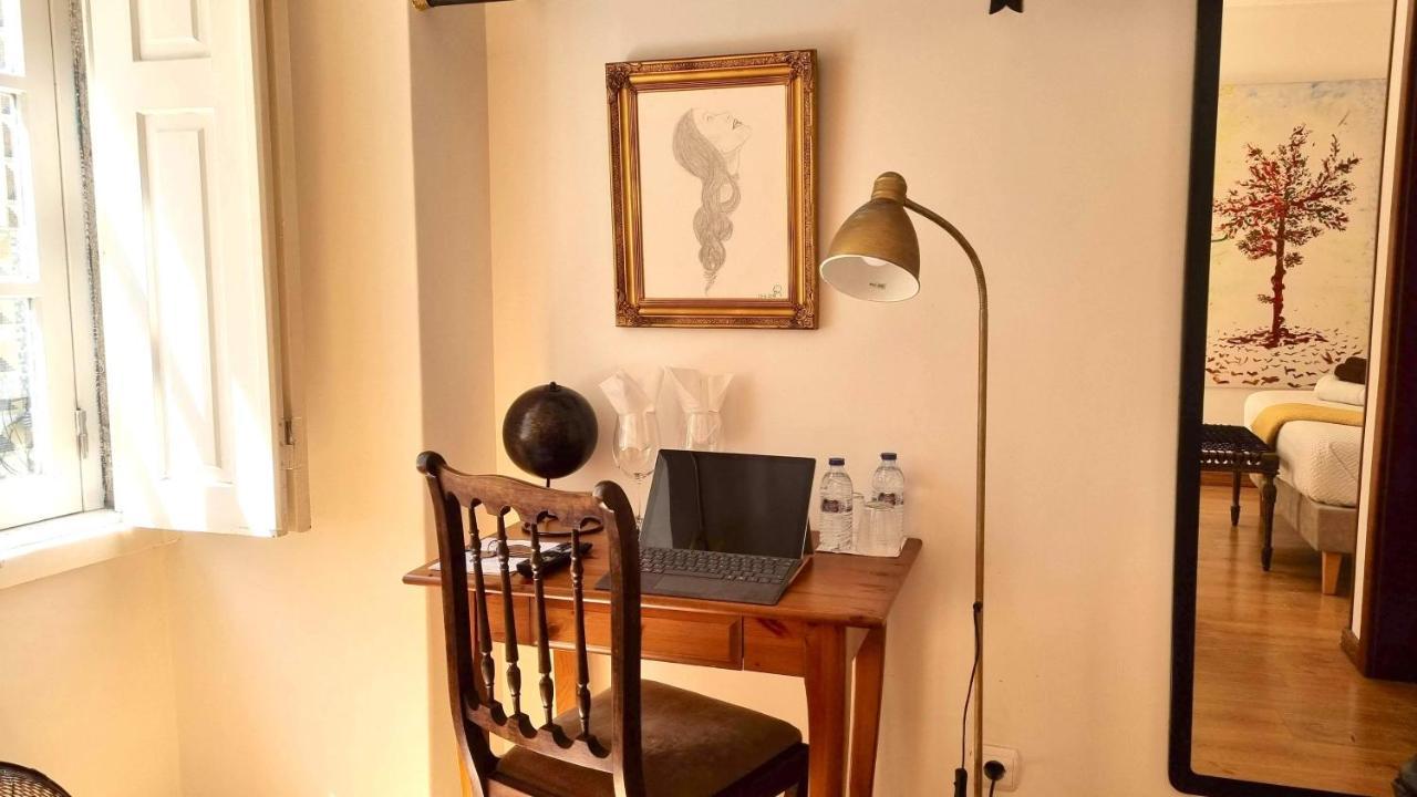 Casa Do Criativo Bed&Breakfast Almada Extérieur photo